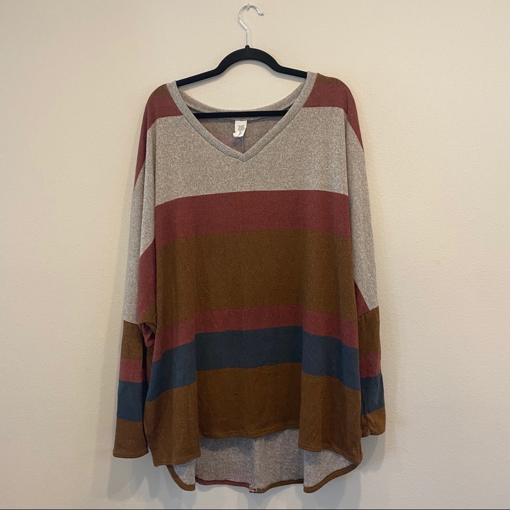 Chic Soul light sweater.